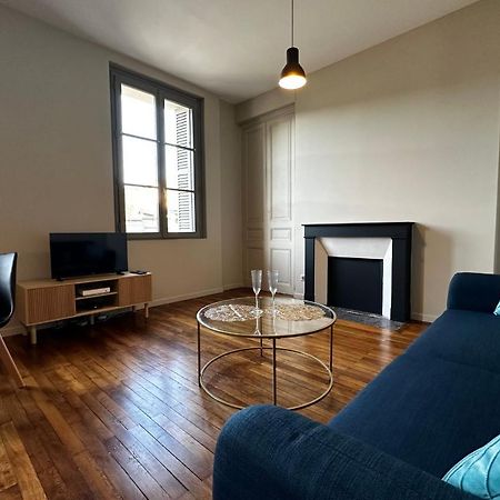 Le Magistral Beautiful One-Bedroom Apartment In The Historic Heart Of Tours Exteriör bild