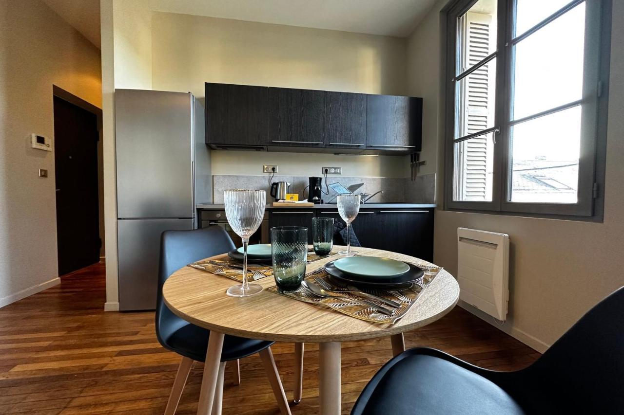 Le Magistral Beautiful One-Bedroom Apartment In The Historic Heart Of Tours Exteriör bild