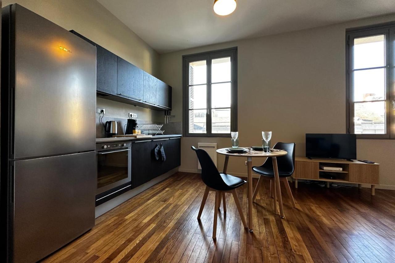 Le Magistral Beautiful One-Bedroom Apartment In The Historic Heart Of Tours Exteriör bild