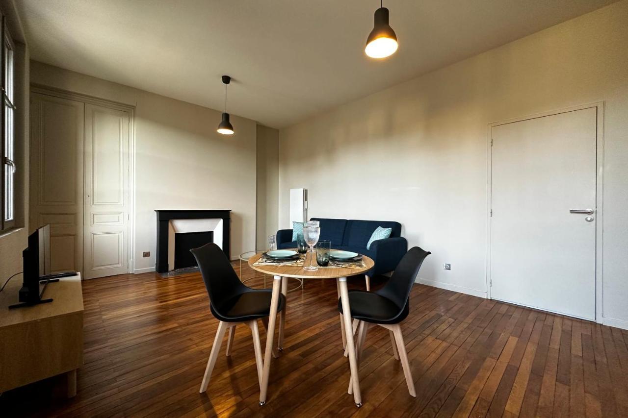 Le Magistral Beautiful One-Bedroom Apartment In The Historic Heart Of Tours Exteriör bild